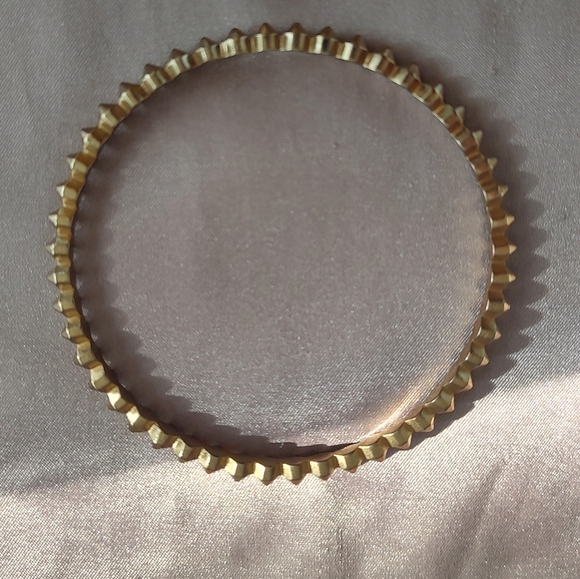 Kendra Scott Spikey Bangle - Picture 3 of 3